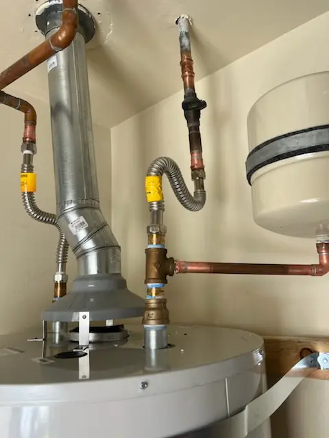 Water heater installation and plumbing repair in Laurel Oaks